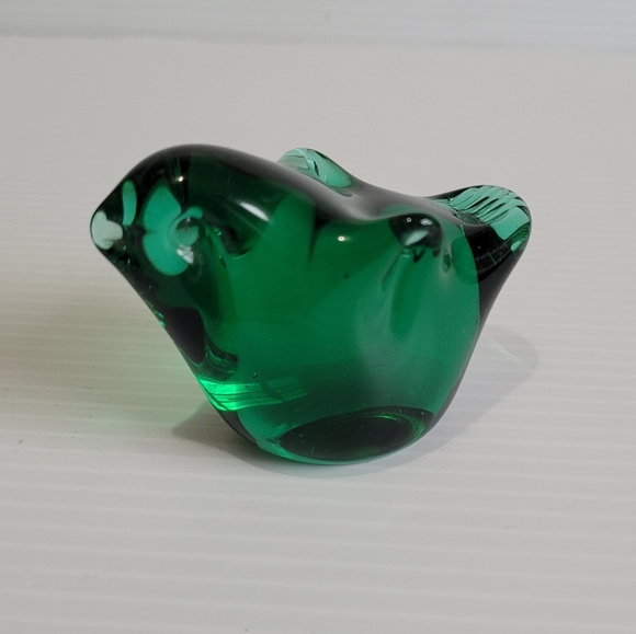 Vintage Green Glass Animal Paperweights Figurine Bird. - Picture 1 of 4